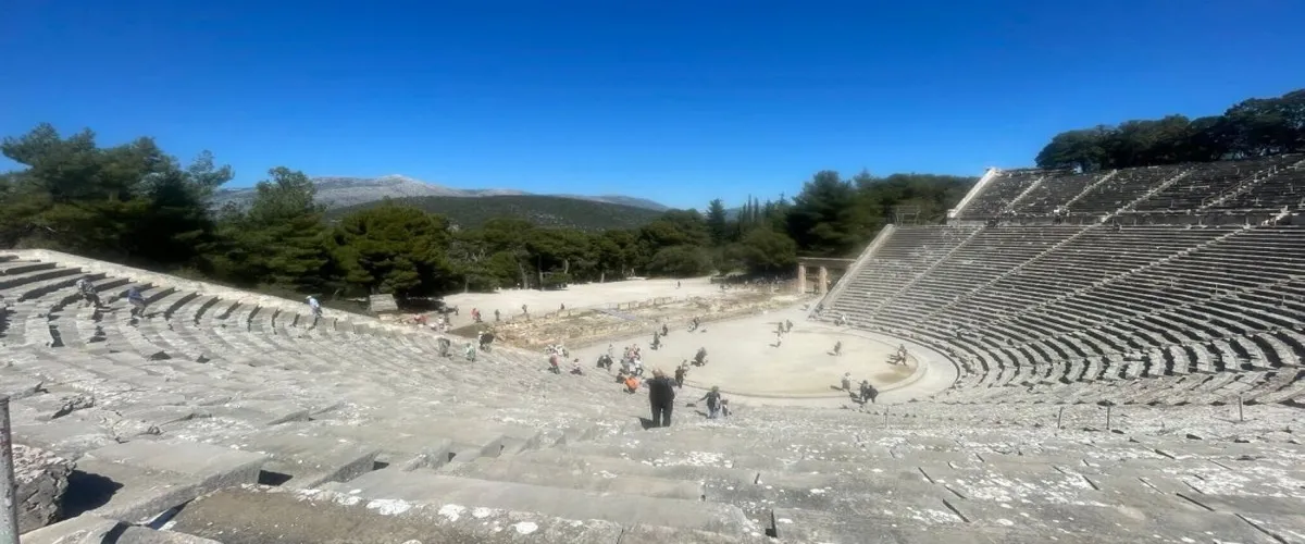 Foto 3 The Ancient Theatre of Epidaurus